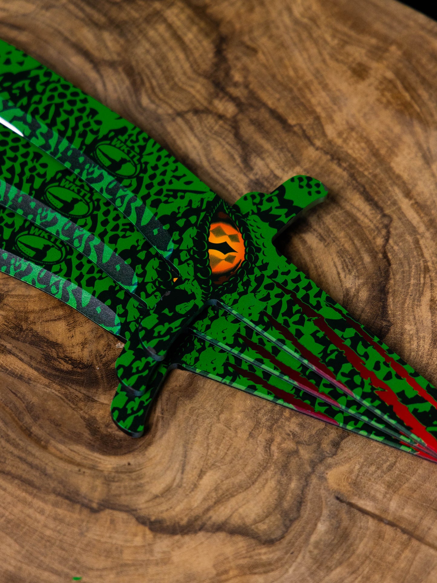 Raptor Throwing Knife - Jurassic Claw