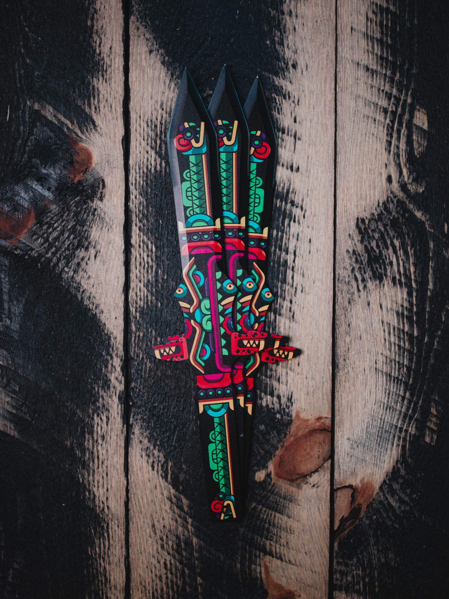 Barbaro Throwing Knife: Kukulkan's Eclipse