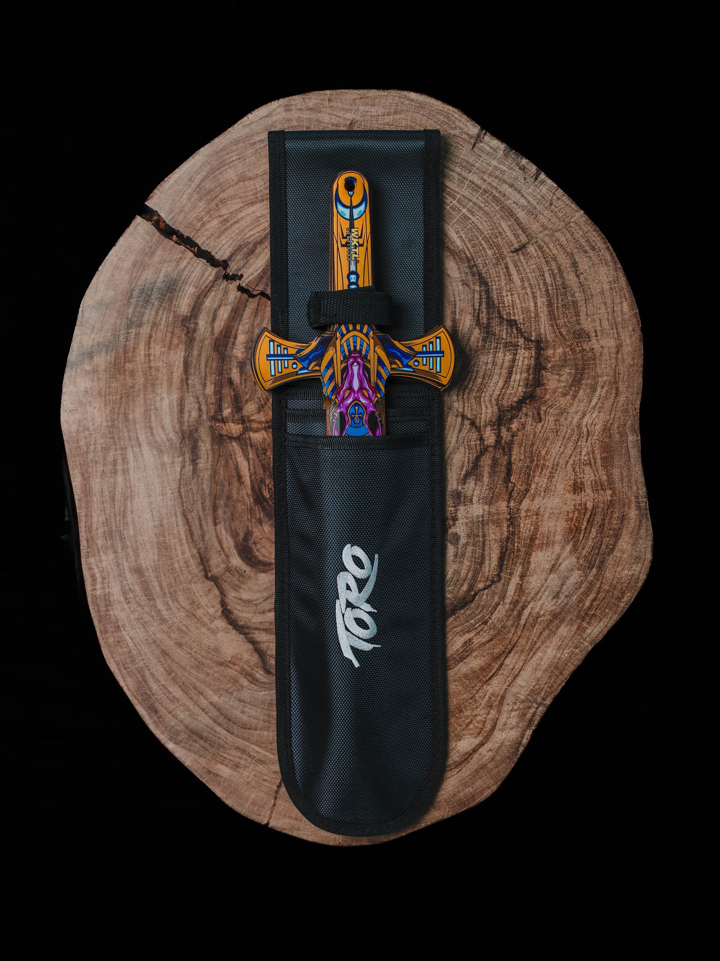 The Toro Anubis Throwing Knife